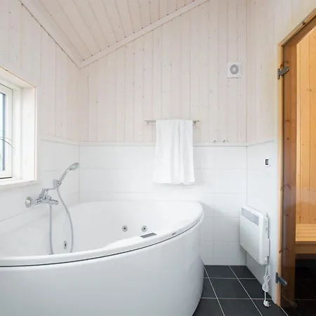 Kuesten-spa-haus Fuer 10 Personen